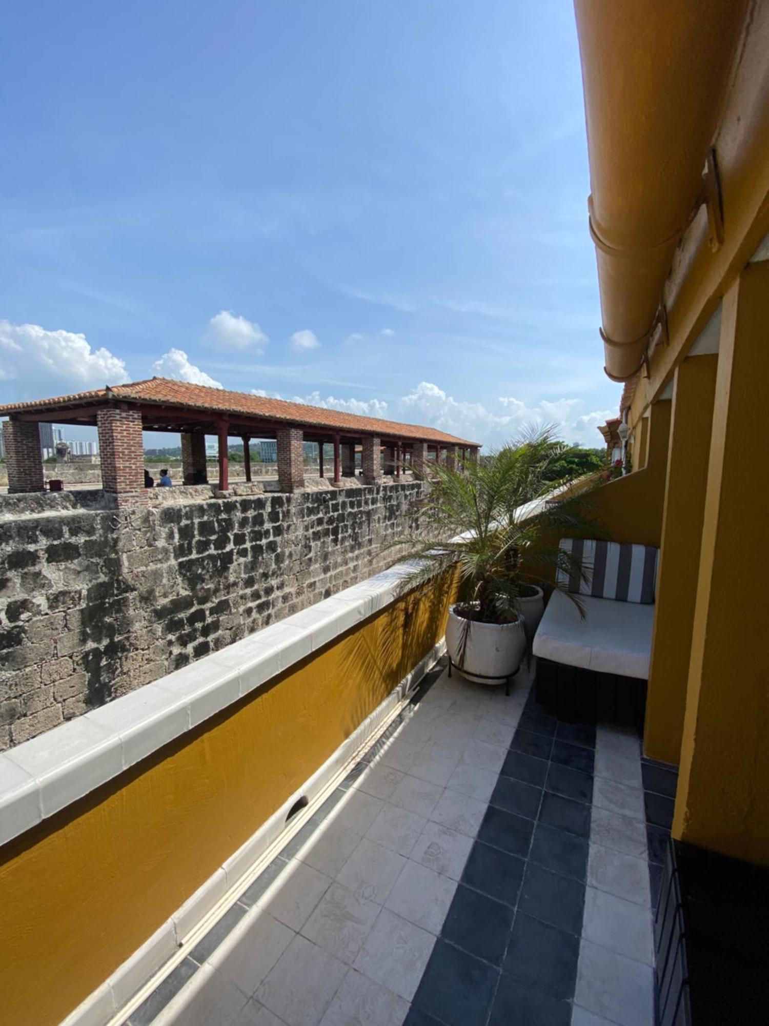 Apartamento Duplex Vista Al Mar Y Murallas Nuevo En La Ciudad Amurallada Apartment Cartagena Luaran gambar