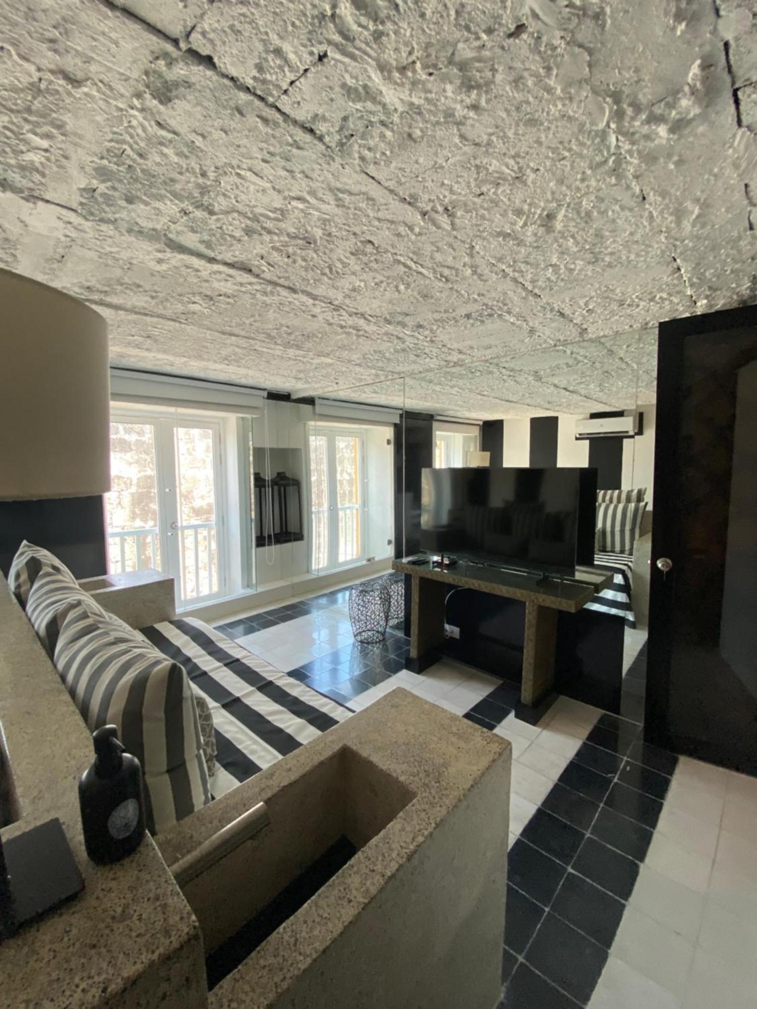 Apartamento Duplex Vista Al Mar Y Murallas Nuevo En La Ciudad Amurallada Apartment Cartagena Luaran gambar