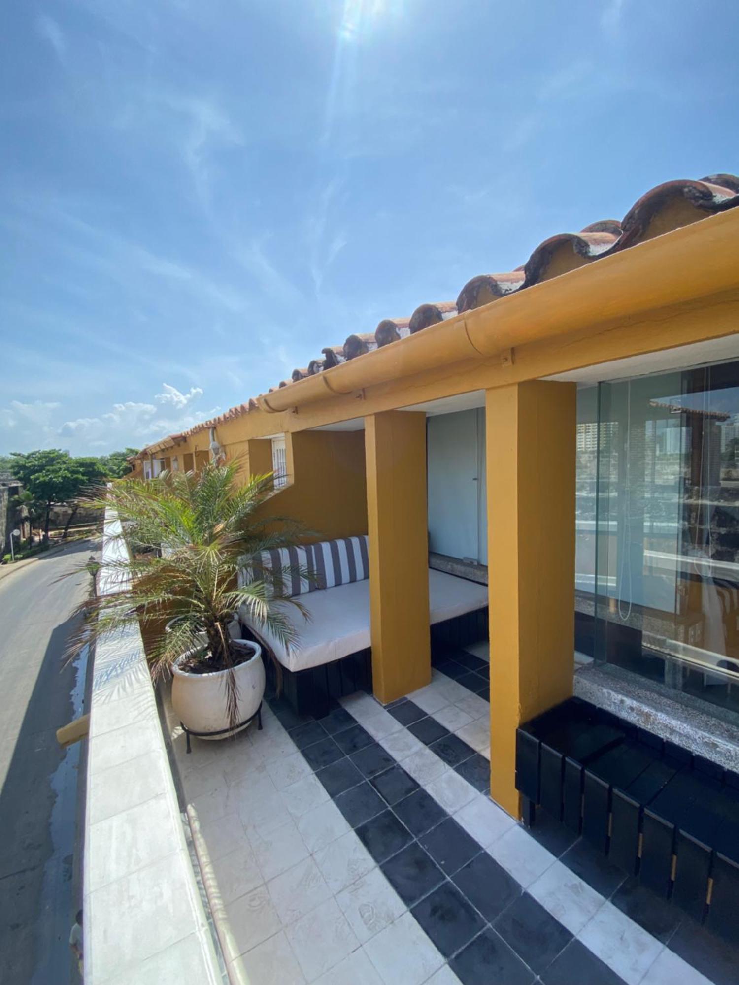 Apartamento Duplex Vista Al Mar Y Murallas Nuevo En La Ciudad Amurallada Apartment Cartagena Luaran gambar