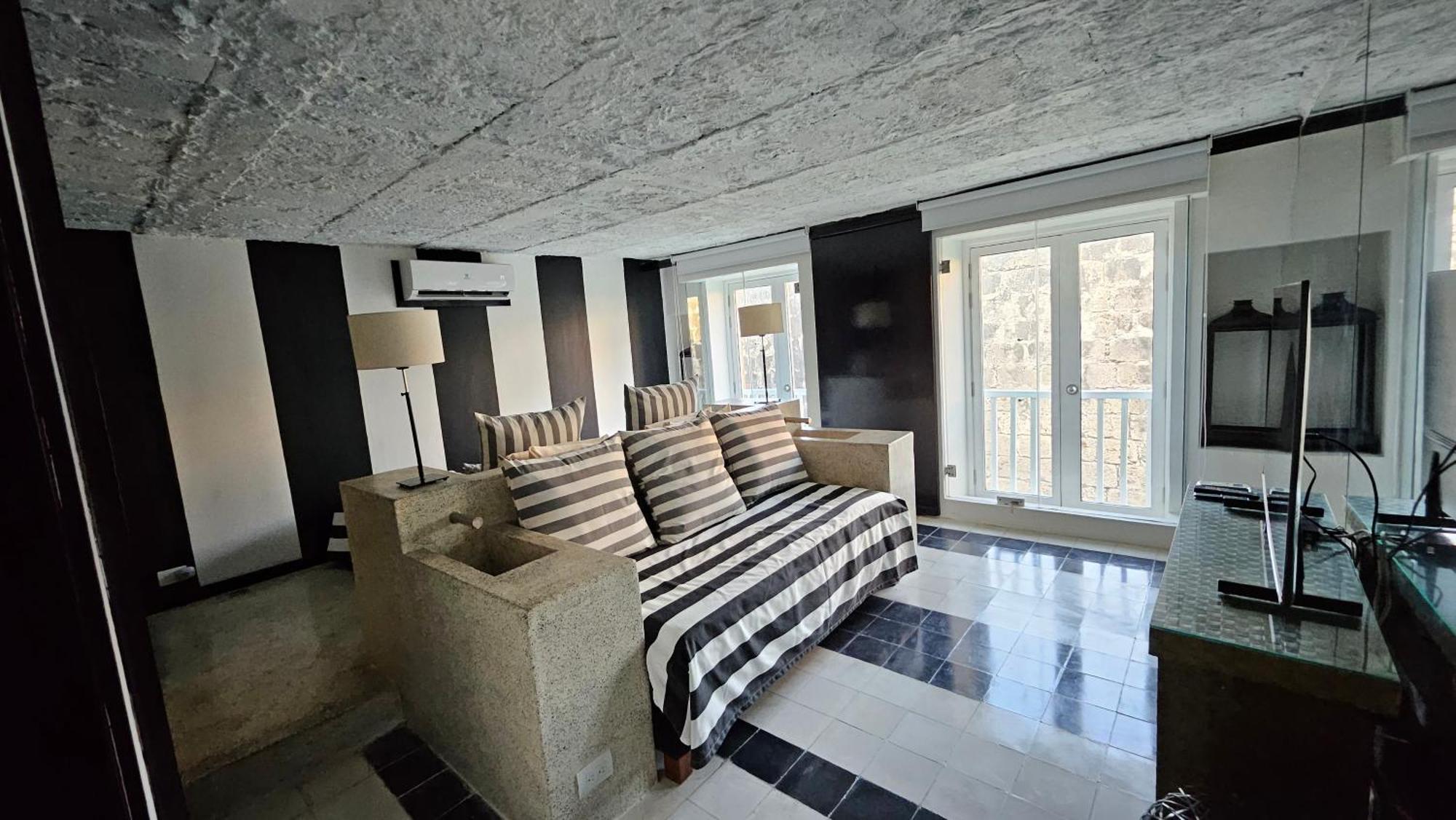 Apartamento Duplex Vista Al Mar Y Murallas Nuevo En La Ciudad Amurallada Apartment Cartagena Luaran gambar