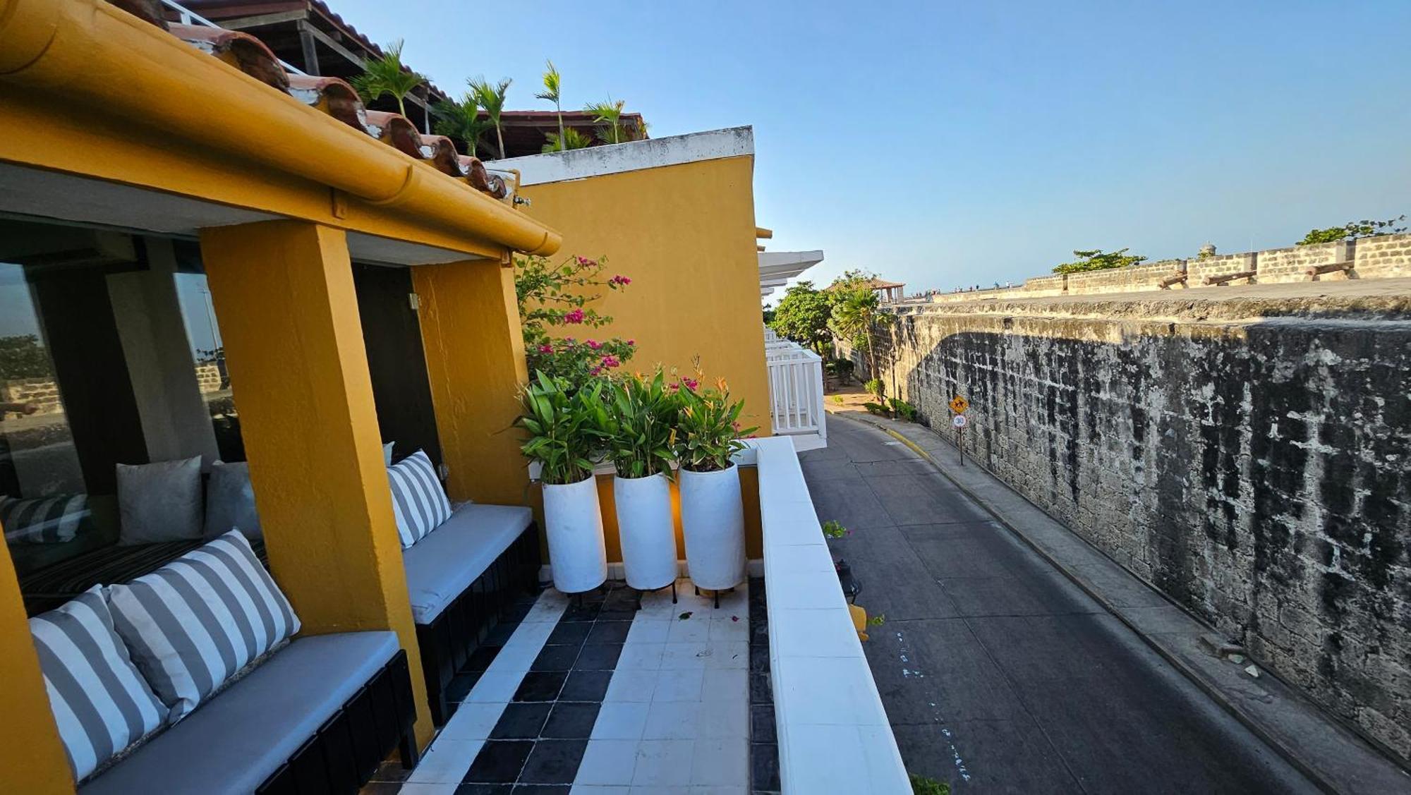 Apartamento Duplex Vista Al Mar Y Murallas Nuevo En La Ciudad Amurallada Apartment Cartagena Luaran gambar