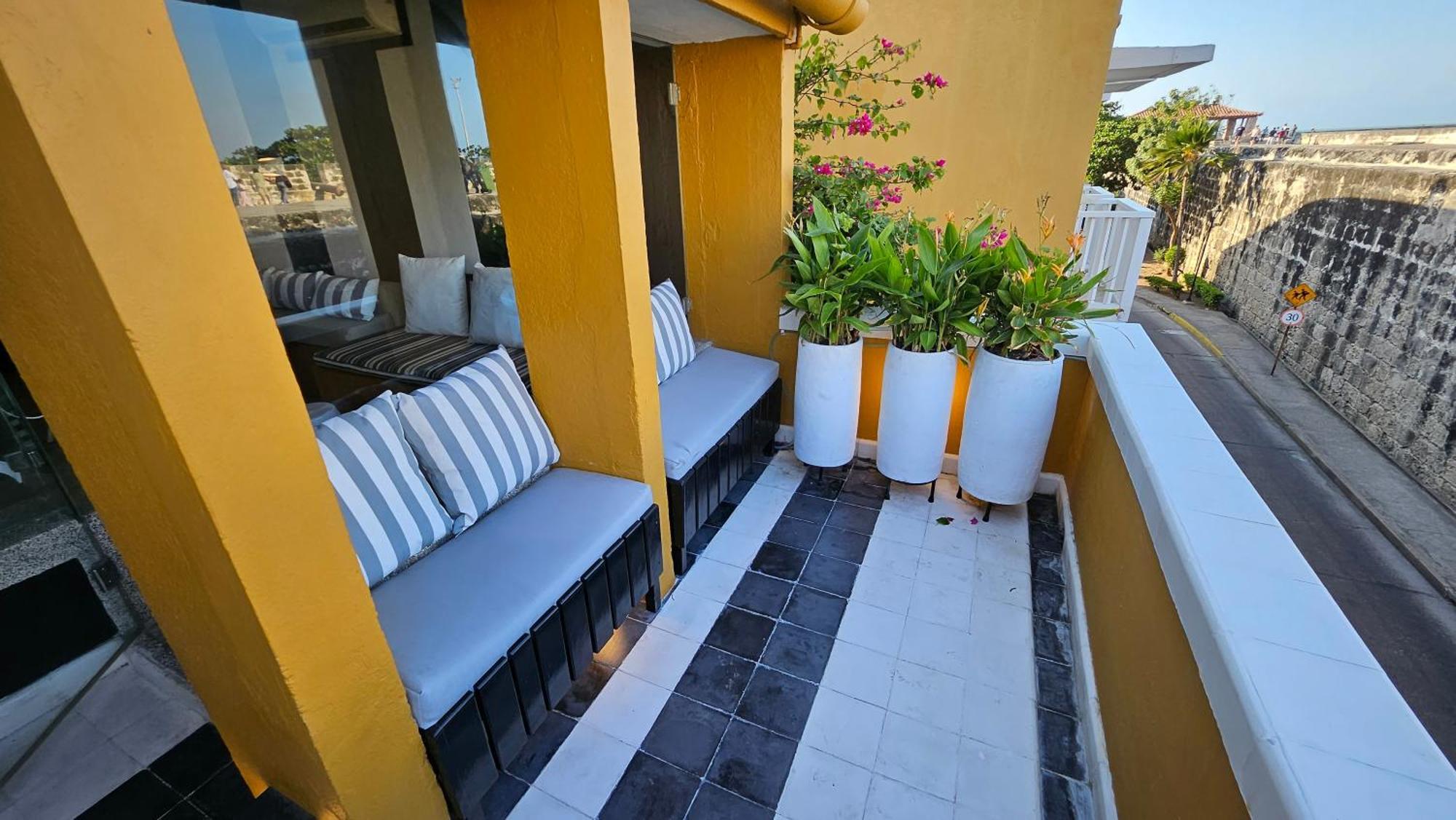 Apartamento Duplex Vista Al Mar Y Murallas Nuevo En La Ciudad Amurallada Apartment Cartagena Luaran gambar