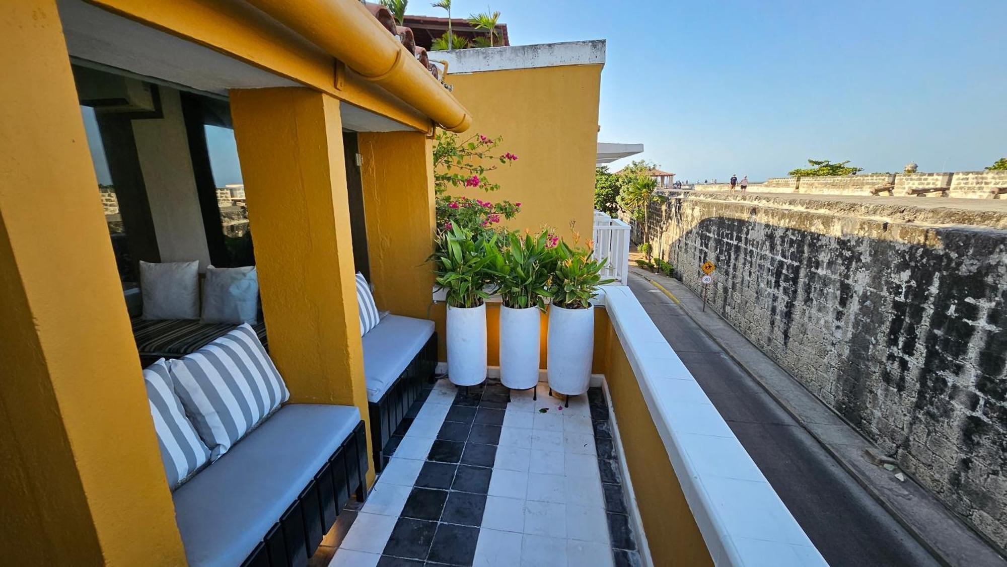 Apartamento Duplex Vista Al Mar Y Murallas Nuevo En La Ciudad Amurallada Apartment Cartagena Luaran gambar