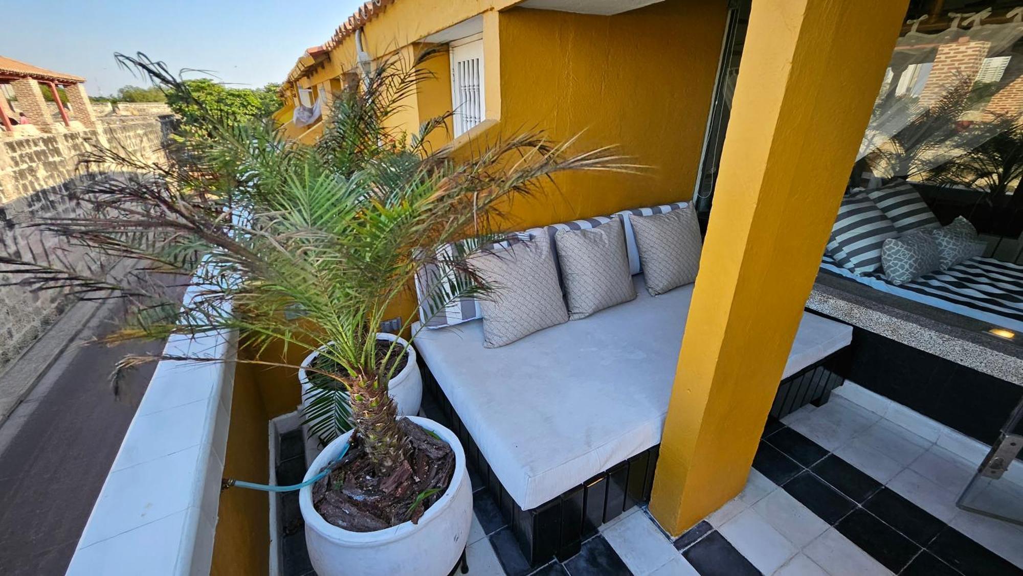 Apartamento Duplex Vista Al Mar Y Murallas Nuevo En La Ciudad Amurallada Apartment Cartagena Luaran gambar