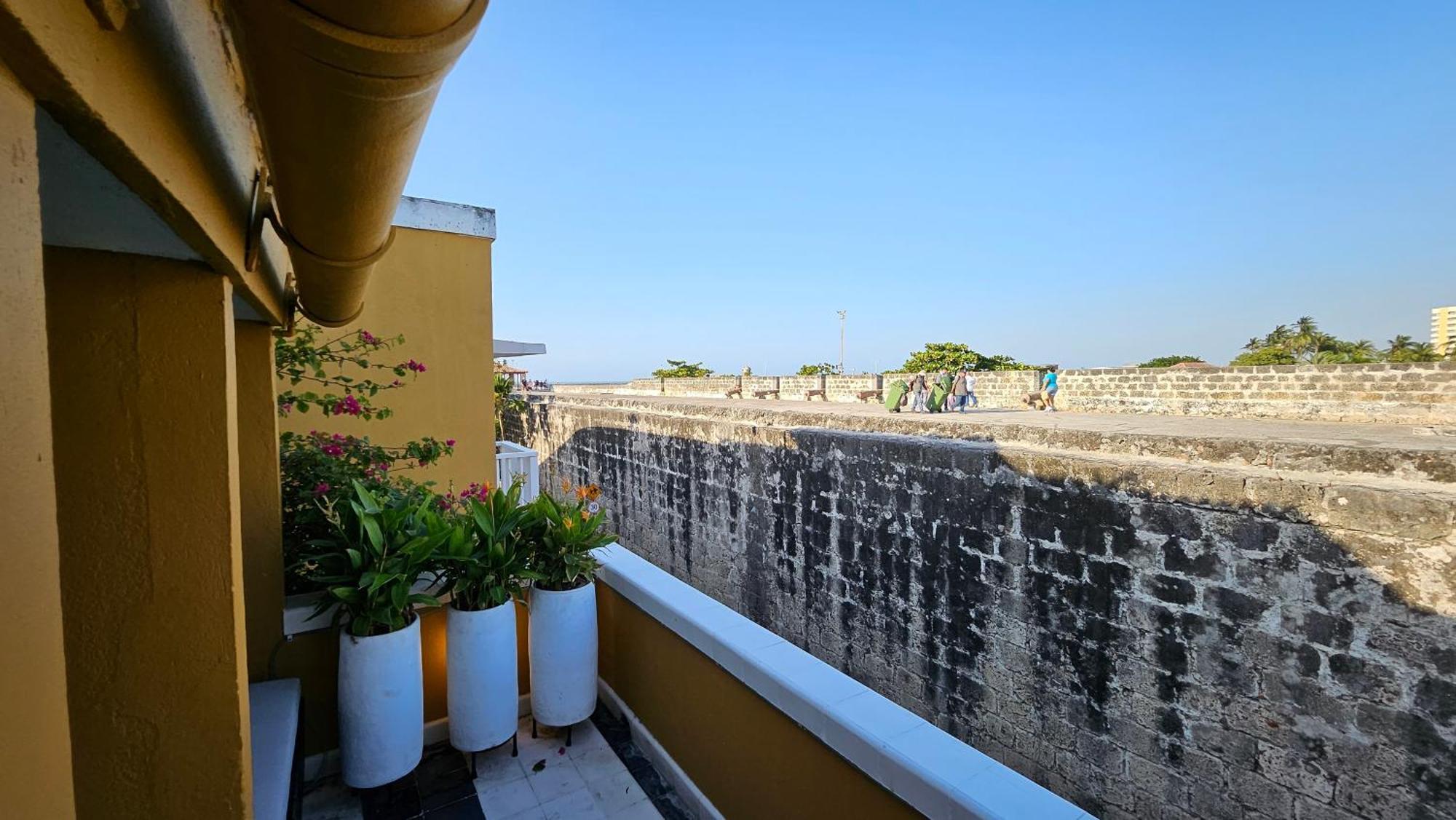 Apartamento Duplex Vista Al Mar Y Murallas Nuevo En La Ciudad Amurallada Apartment Cartagena Luaran gambar