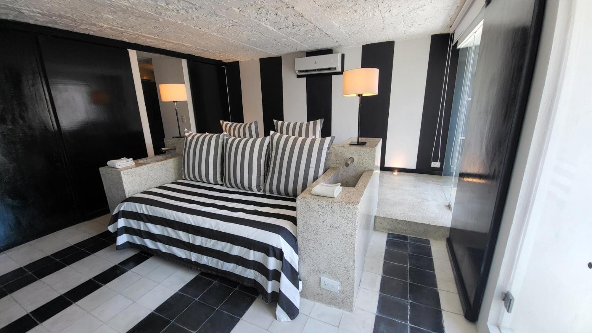 Apartamento Duplex Vista Al Mar Y Murallas Nuevo En La Ciudad Amurallada Apartment Cartagena Luaran gambar