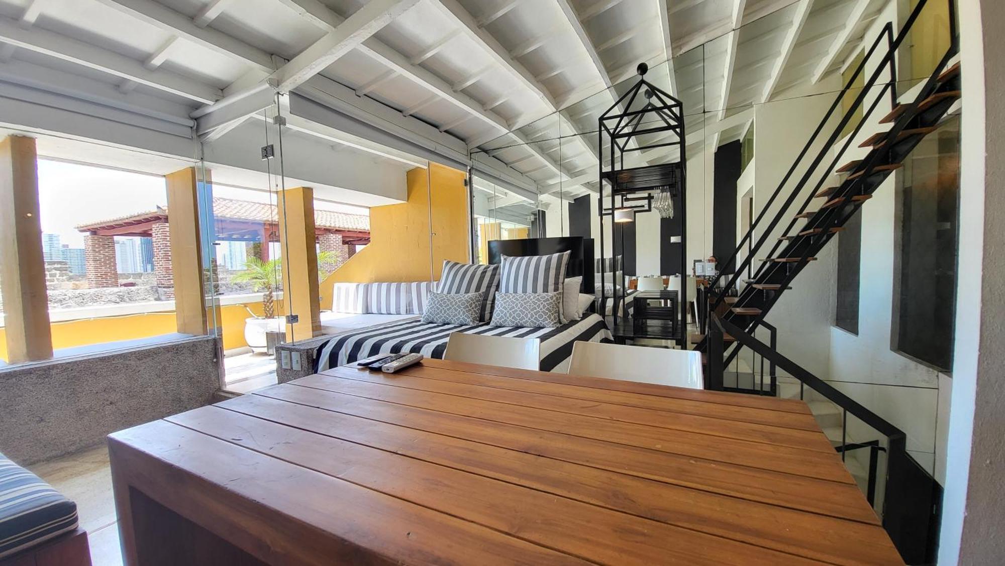 Apartamento Duplex Vista Al Mar Y Murallas Nuevo En La Ciudad Amurallada Apartment Cartagena Luaran gambar