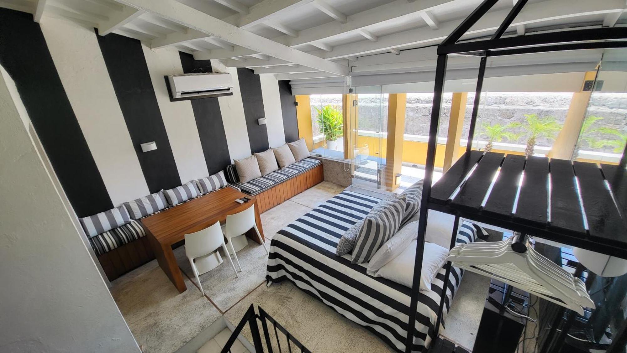 Apartamento Duplex Vista Al Mar Y Murallas Nuevo En La Ciudad Amurallada Apartment Cartagena Luaran gambar